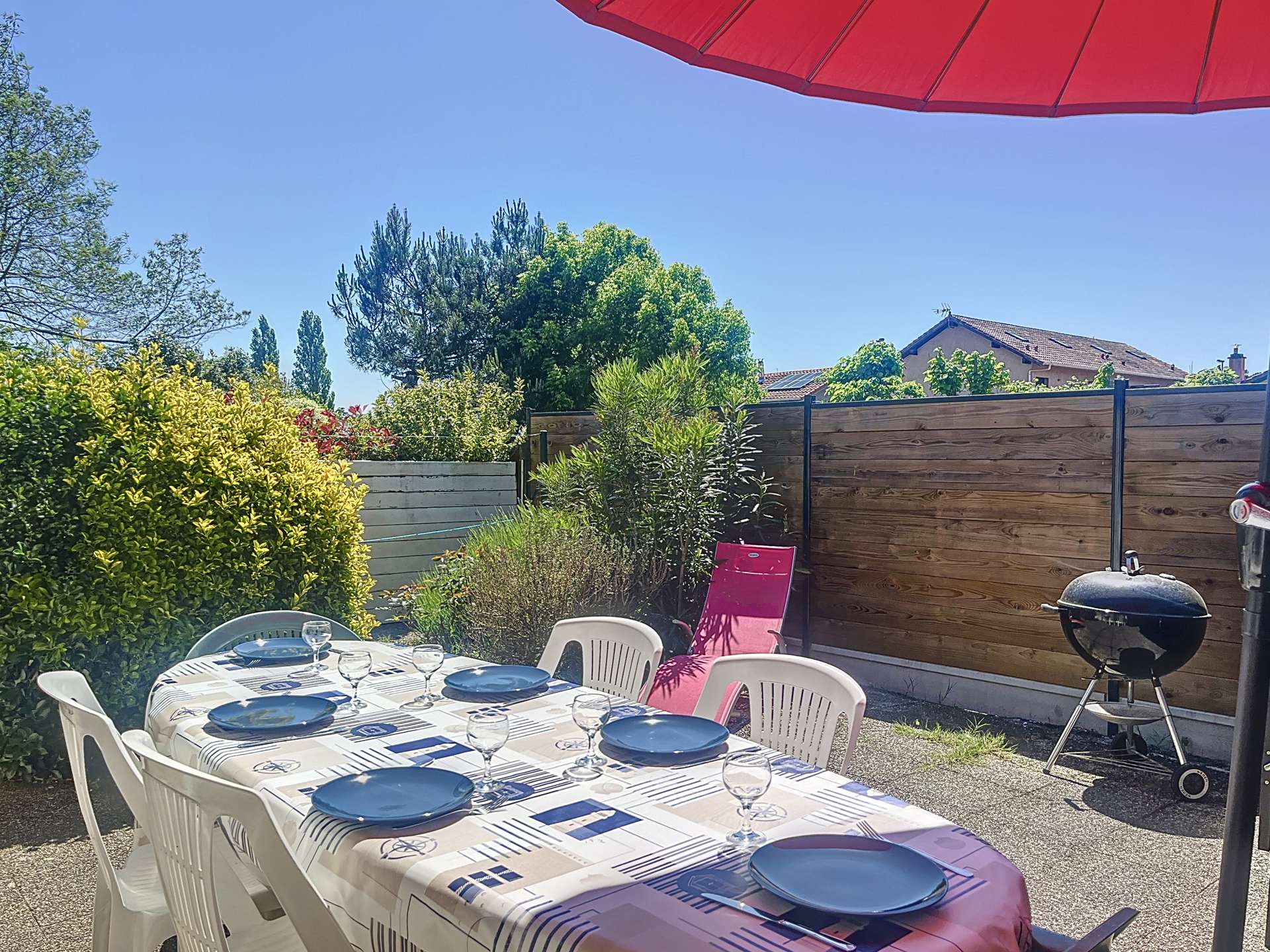 Messanges, agréable maison au cœur du village