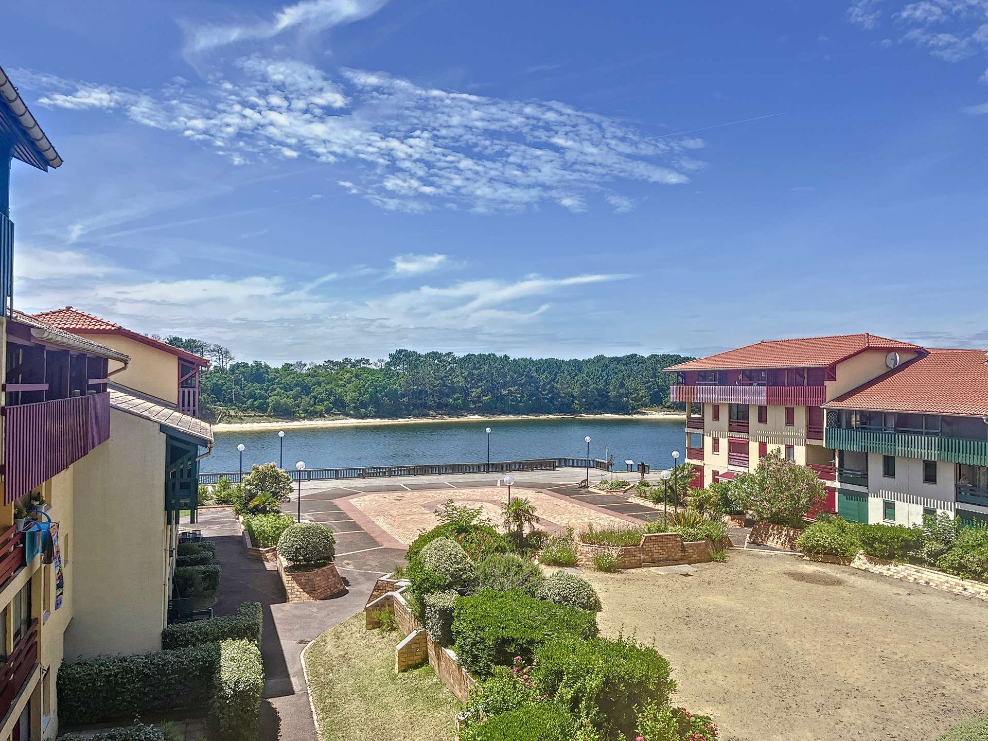 Soustons Plage, agréable T2 au bord du lac marin