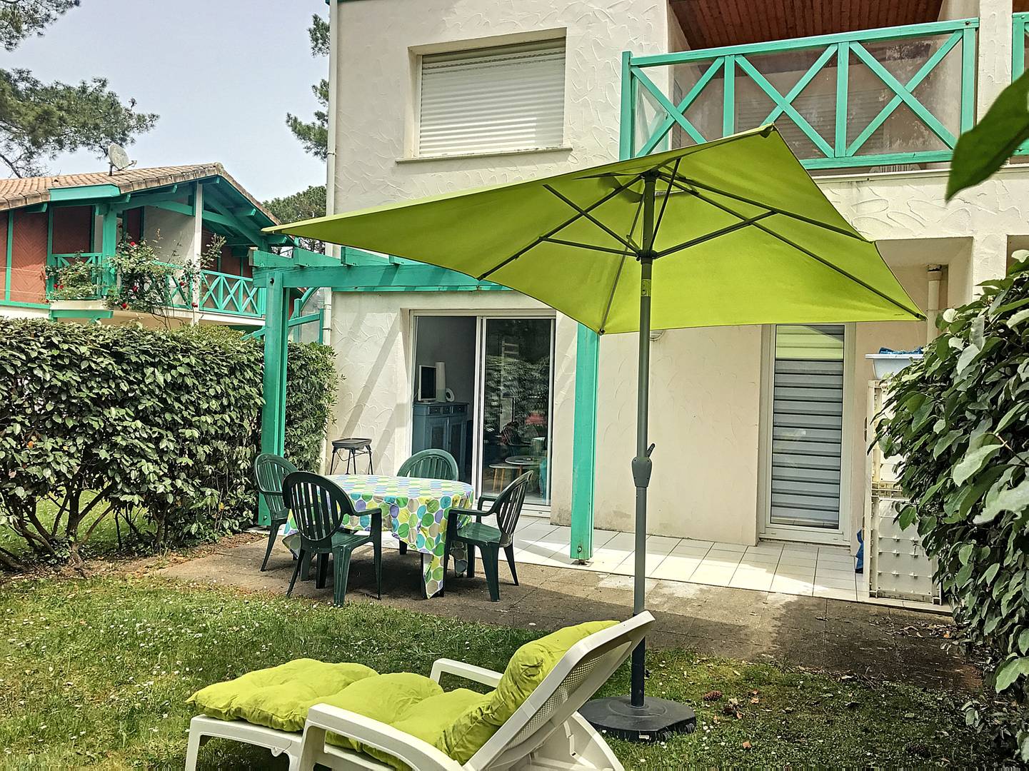 SOUSTONS PLAGE, joli T2, résidence avec piscine