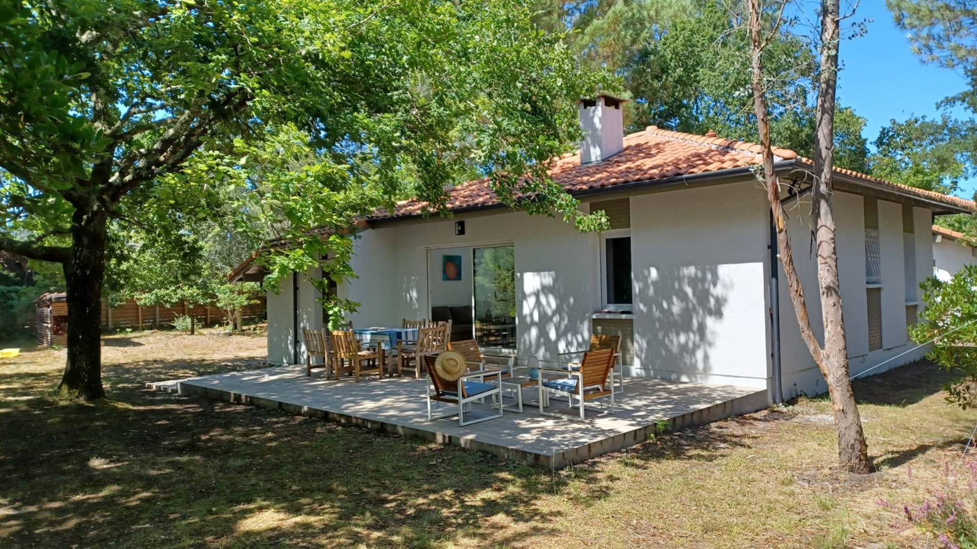 MOLIETS, agréable maison au calme, plage à 3 km