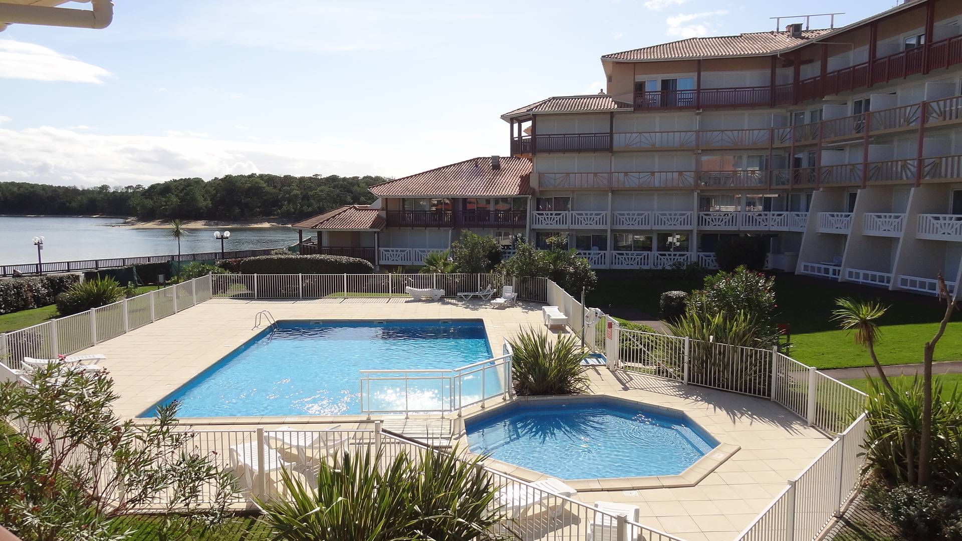 Agréable T2 dans résidence avec piscine