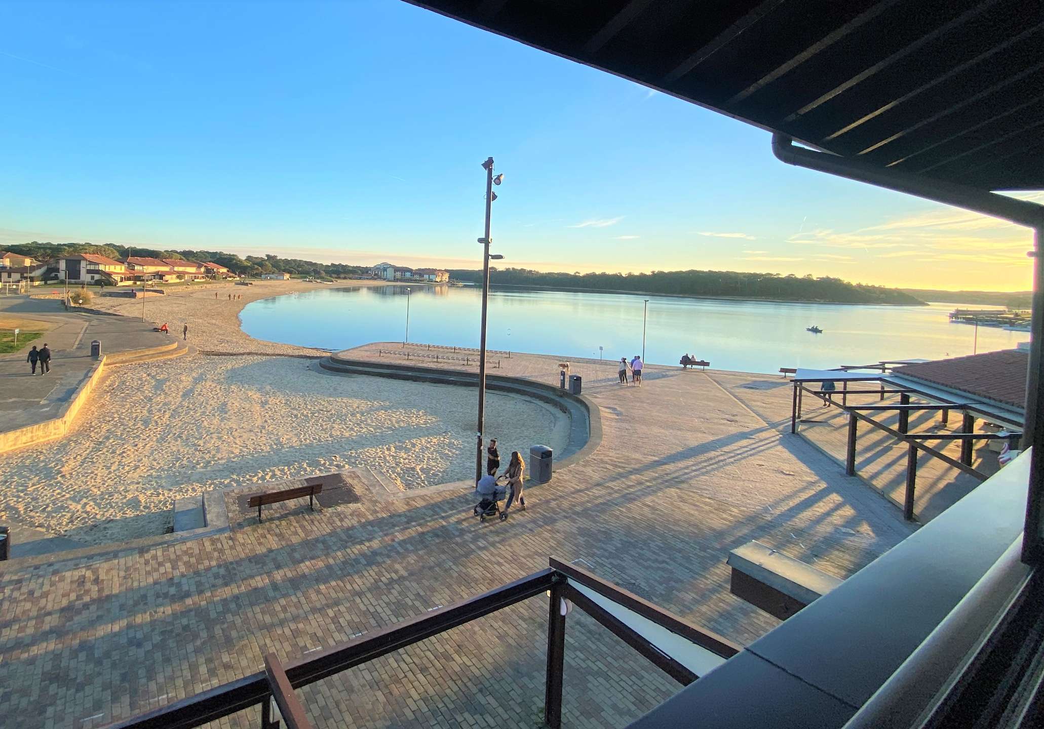 Beau T3 au bord du lac, au centre de Vieux Boucau