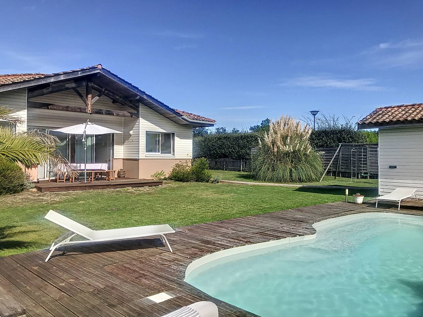 Moliets, villa avec piscine à 3 km de la plage