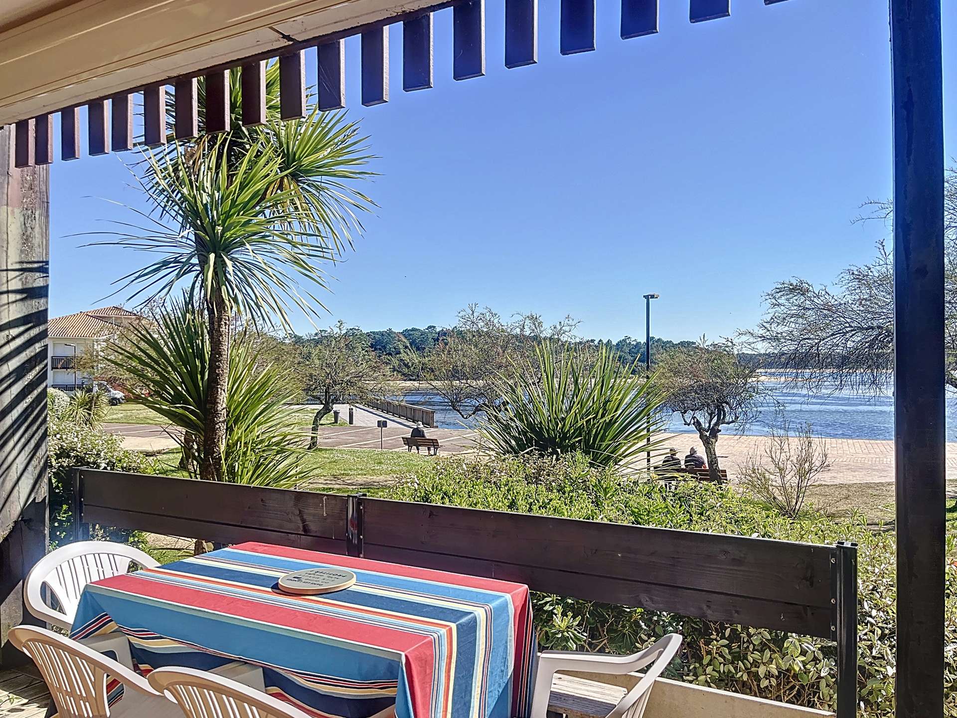 Vieux Boucau, bel appartement au bord du lac