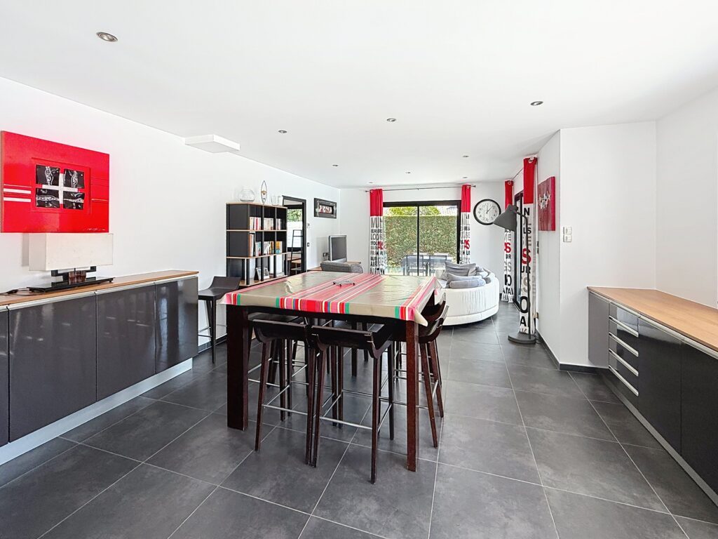 57218c5d c807 445c a433 4a59fa4d9a36