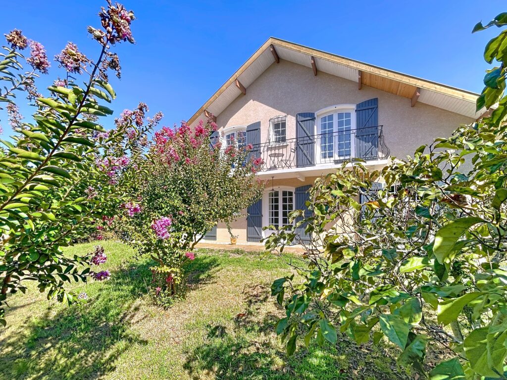 8417fc38 e6ad 48e5 9128 c8e89b013838