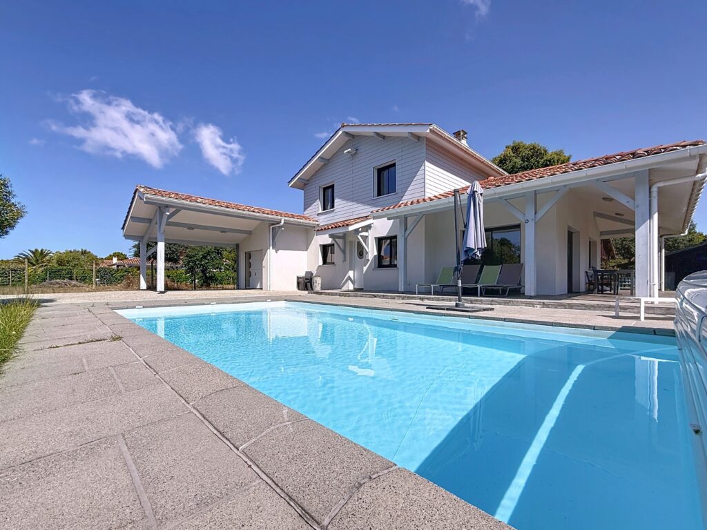 b4099958 a319 493a b7a9 17bee27bc533