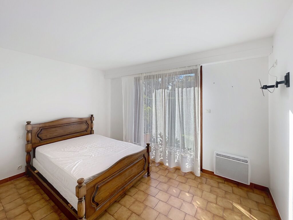 f83c602c dc68 4d25 986f 8d1e5537d1ba